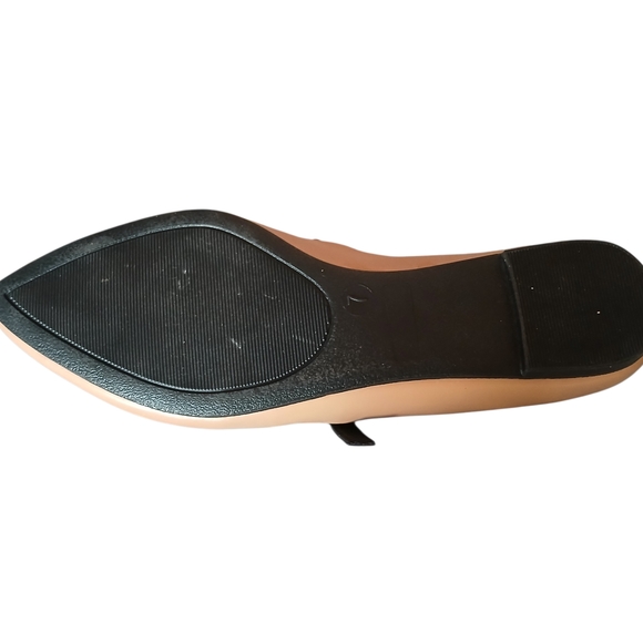 TAHARI Women's Camel w/black Mary Jane Flats - Picture 5 of 6